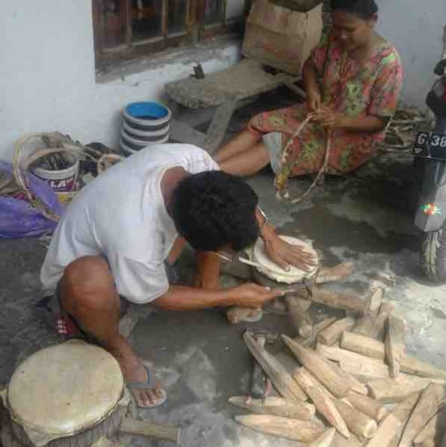 Desa Kaliwadas Sebagai Pusat Penghasil Alat Musik Rebana (2)