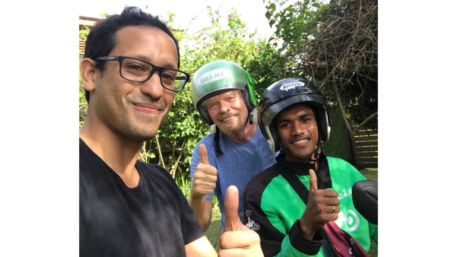 Nadiem Makarim bertemu Richard Branson. (Foto: Go-Jek)