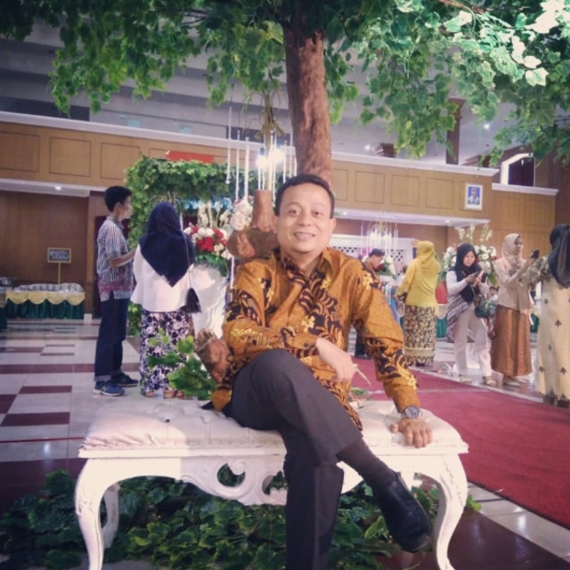 Belajar pada Wisdom Wong Ndeso