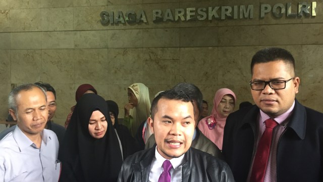 Jamaah korban travel umroh di Bareskrim. (Foto: Soejono Eben Ezer Saragih/kumparan)