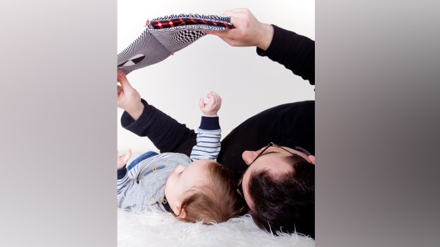 Ilustrasi anak dan ayah (Foto: Pixabay)