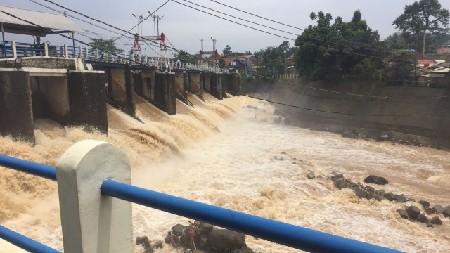 Kondisi terkini bendungan Katulampa Bogor Foto: Raga Imam/kumparan