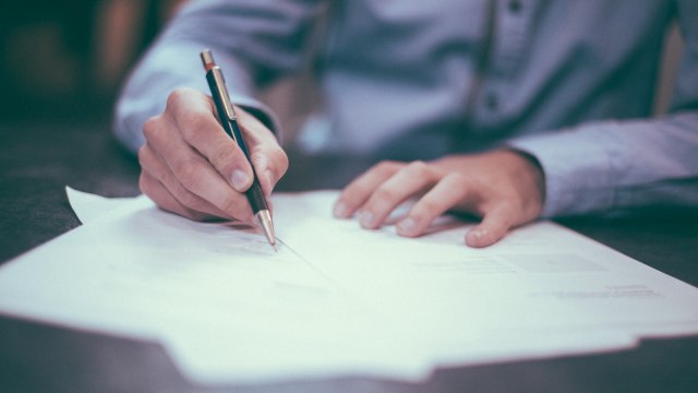 Ilustrasi Legal Officer. (Foto: Unsplash)