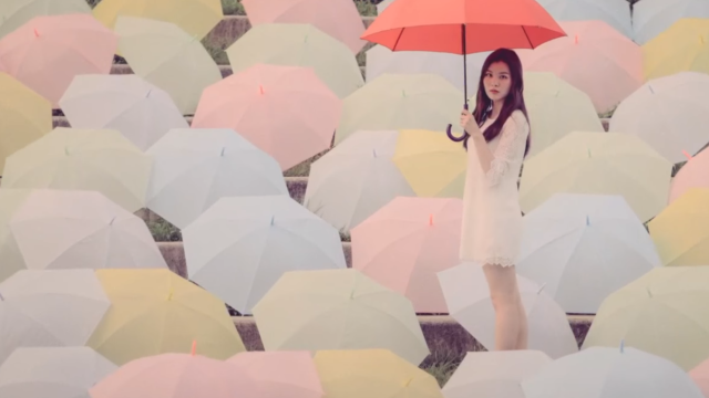 Lim Kim (Foto: YouTube/CJENMUSIC Official)