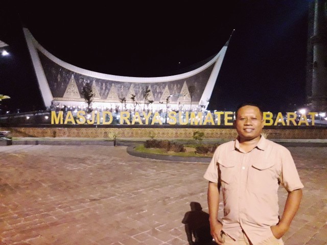 Masjid Raya Sumbar, Bukan Rumah Gadang Biasa