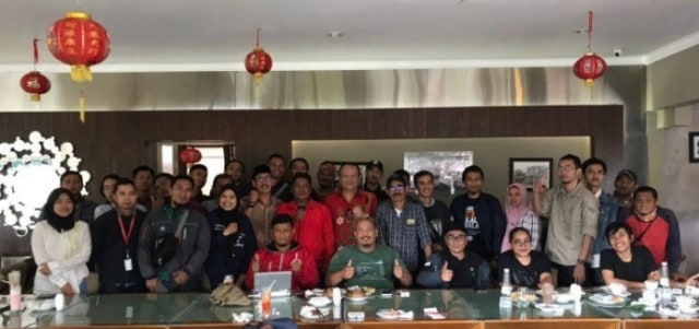Kenalkan Kang Hasan Ke Media, Mas Waras Gelar Coffee morning awak media Se Jabar