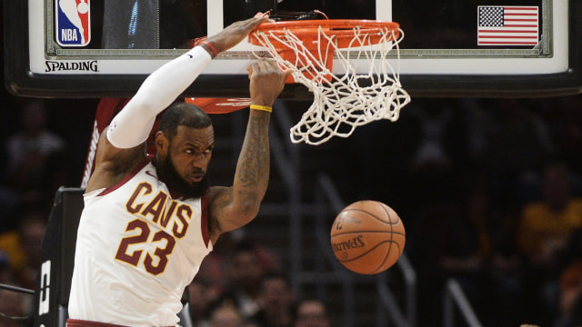 LeBron James, penyelamat Cavs. (Foto: Ken Blaze-USA TODAY Sports via Reuters)