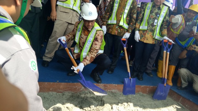 Anies Baswedan di groundbreaking Pasar Ikan Modern (Foto: Nabilla Fatiara/kumparan)