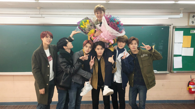 Wisuda Mark 'NCT'. (Foto: Instagram/@nct127)