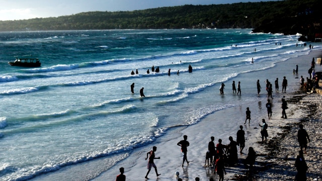 Pantai Tanjung Bira Foto: ANTARA/Abriawan Abhe
