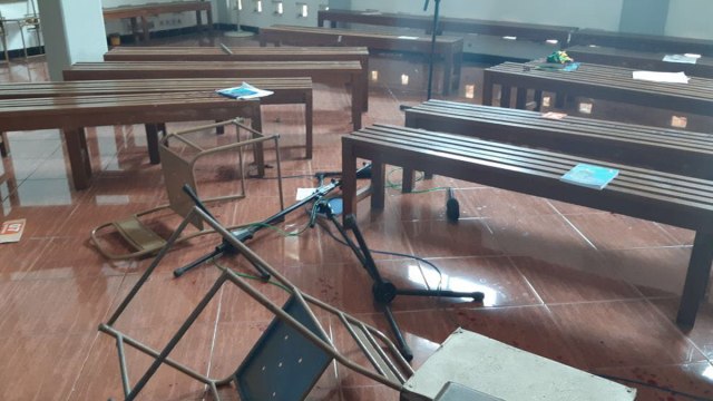 Kondisi Gereja Lidwina yang diserang (Foto: Dok. Pengurus Gereja Lidwina Bedog)