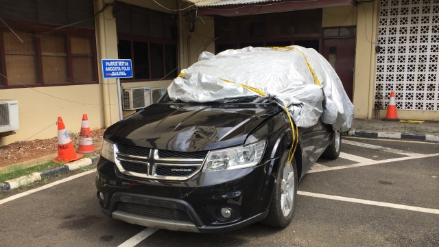 Mobil Dodge Penabrak Produser RTV (Foto: Fachrul Irwinsyah/kumparan)
