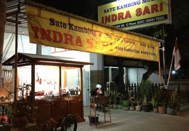 Lima Warung Sate Kambing Muda Favorit di Tegal yang Patut Anda Coba (5)