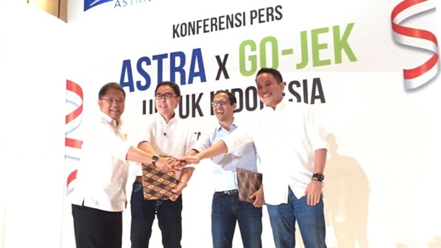 Kerja sama Astra dan Go-Jek. (Foto: Go-Jek/Twitter)