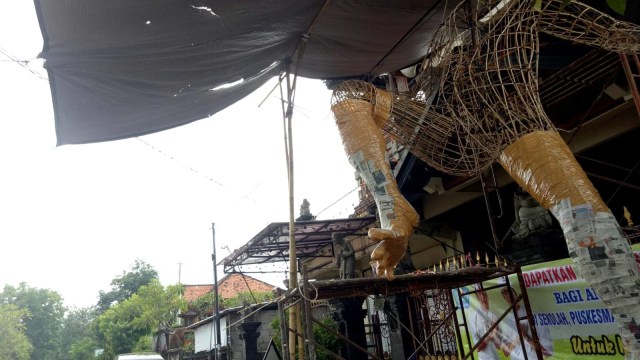 Pembuatan Ogoh-ogoh di Bali. (Foto: Cisilia Agustina Siahaan/kumparan)