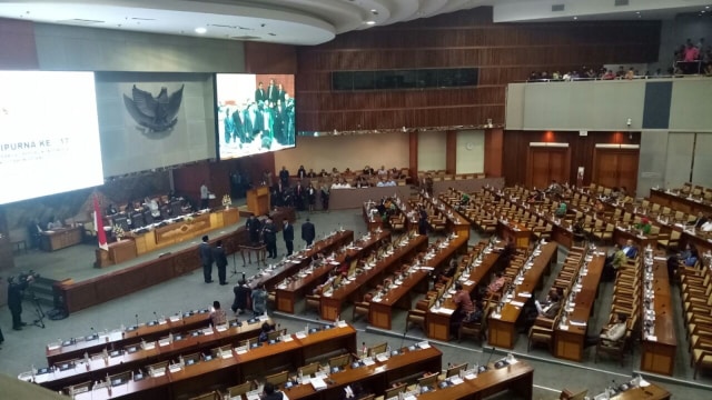 Paripurna revisi UU MD3 dan lantik PAW. (Foto: Fahrian Saleh/kumparan)