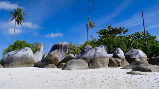 Pantai Tanjung Kelayang di Belitung. (Foto: Flickr/Rachmad Kurniadi)