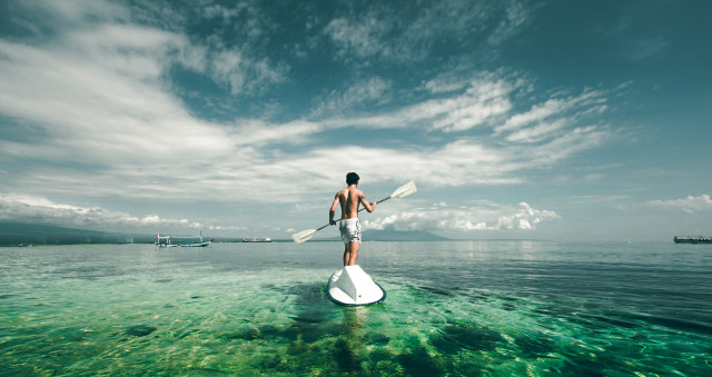 Bermain Kano dan Snorkeling di Pulau Tabuhan