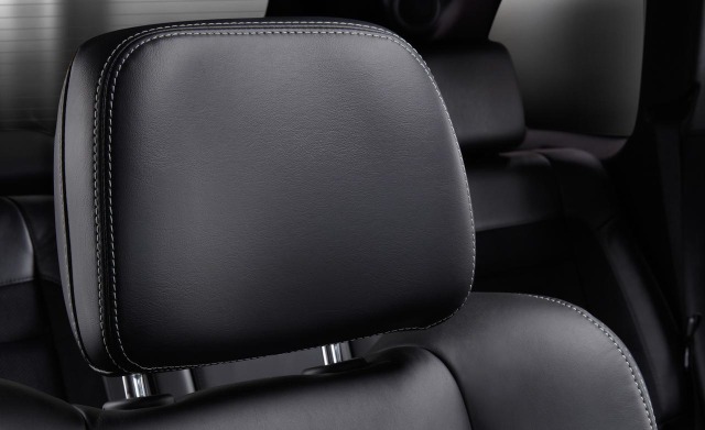 Headrest pada mobil (Foto: dok.Automotorpad)
