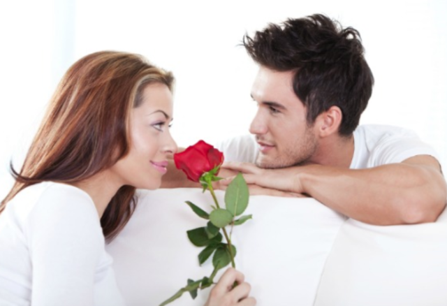Cara Membuat Pasangan Lebih Romantis Tanpa Paksaan
