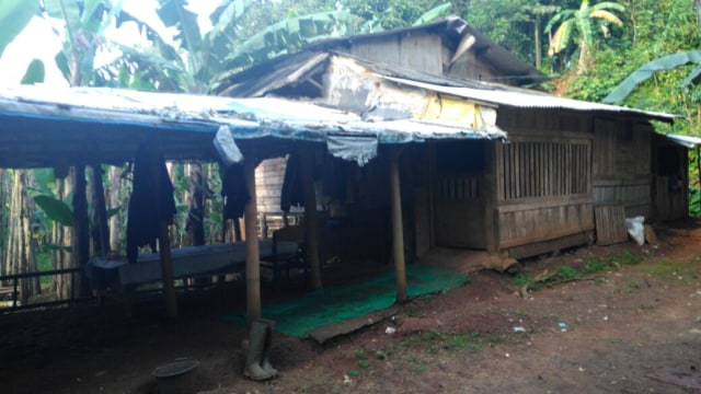 Rumah Engkong Dola di Cipayung, Jakarta Timur. (Foto: Yuana Fatwalloh/kumparan)