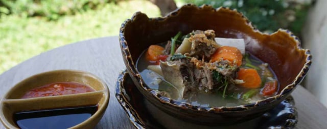 Sop Iga Ayuk In, Kuliner Nikmat di Bali