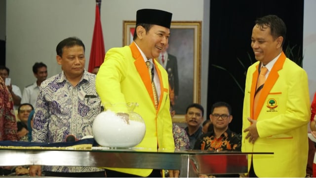 Tommy Soeharto, di KPU. (Foto: Garin Gustavian/kumparan)