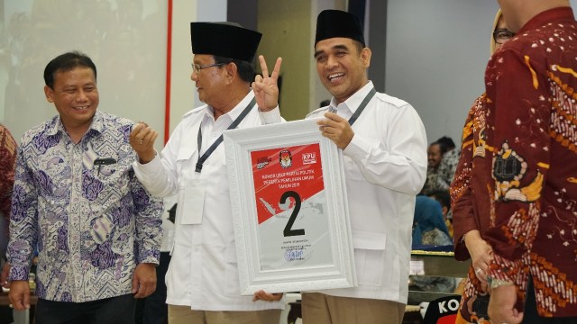 Pengambilan nomer urut Partai Gerindra (Foto: Garin Gustavian/kumparan)