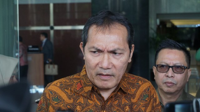 Wakil Ketua KPK Saut Situmorang (Foto: Garin Gustavian/kumparan)
