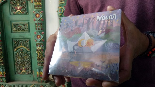 Cover album Mocca 'Lima'. (Foto: Prabarini Kartika/kumparan)