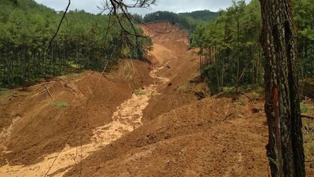 Cerita Korban Longsor Brebes: Terdengar Seperti Suara Pesawat Jatuh