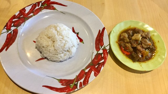 Oseng Mercon Sambal Setan (Foto: Adisty Putri Utami/kumpran)