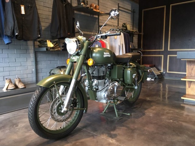 Royal Enfield Classic Battle Green (Foto: Aditya Pratama Niagara/kumparan)
