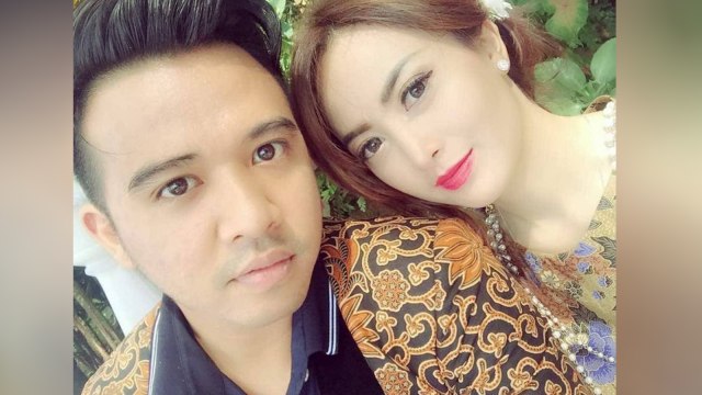 Roby 'Geisha' dan Cinta Ratu Nansya. (Foto: Instagram @robintalovers)