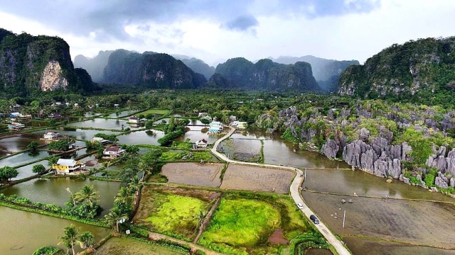 Karst Maros Pangkep. (Foto: Instagram/@visit_sulsel)