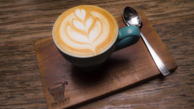 One Eighty Coffee Bandung. (Foto: Muhammad Faisal Nu'man/kumparan)