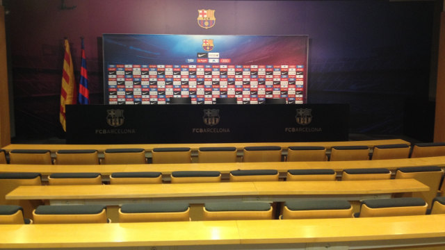 Ruang pers Camp Nou. (Foto: Daniel Chrisendo/kumparan)