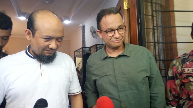 Anies Baswedan menjenguk Novel Baswedan Foto: Nabilla Fatiara/kumparan
