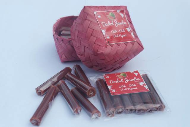 Wajib Coba!! Dodol Jambu Nona Eva Oleh-Oleh Asli Ngawi