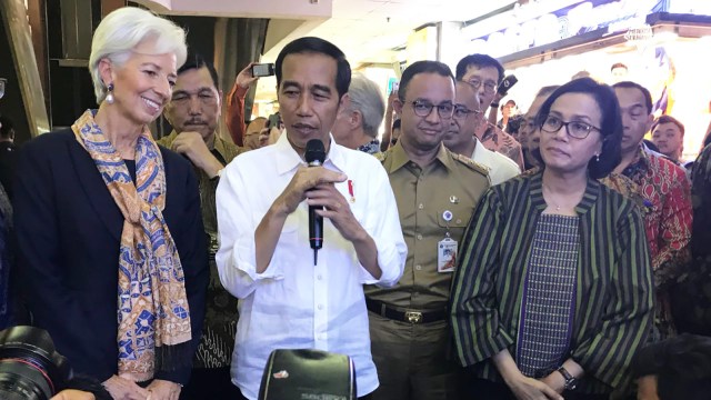 Joko Widodo dan Christine Lagarde di Tanah Abang (Foto: Nabilla Fatiara/kumparan)