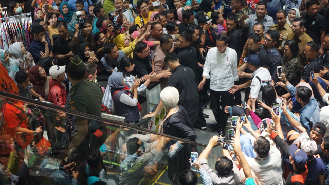 Jokowi dan Christine Lagarde di Tanah Abang (Foto: Yudhistira Amran Saleh/kumparan)