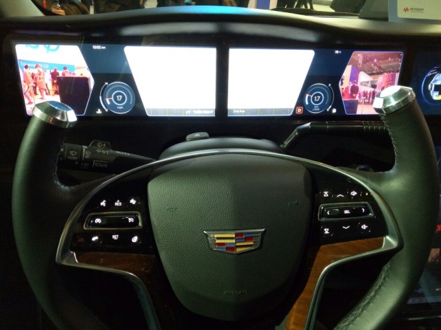Mobil otonom 5G Qualcomm. (Foto: Rachmadin Ismail/kumparan)