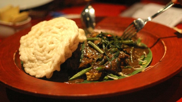 Rujak cingur khas Jawa Timur (Foto: Dok, wikimedia commons)