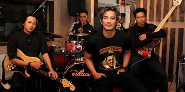 Solo Karier, Yanna Keluar Dari Band Marvells?