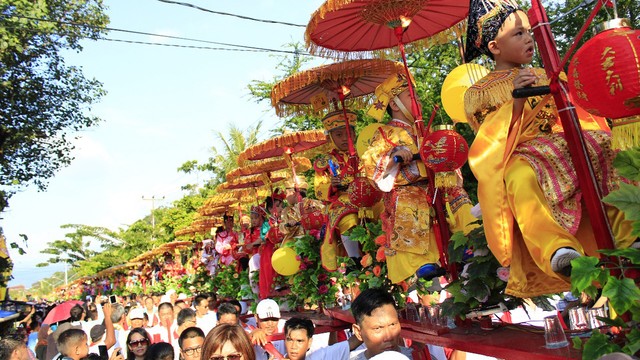 Meriahnya Perayaan Cap Go Meh di Padang 