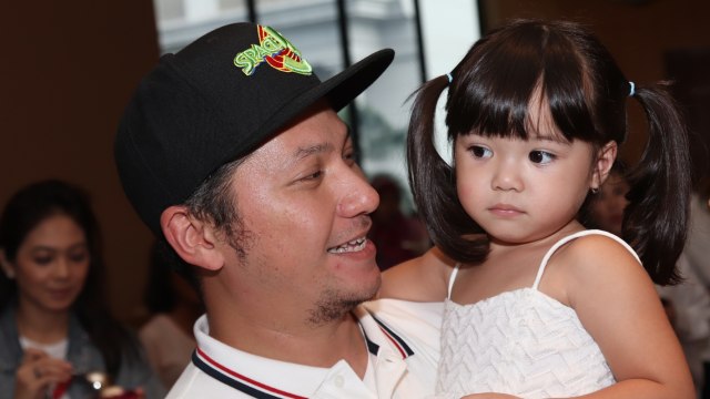 Gading Marten dan Gempita. (Foto: Munady Widjaja)