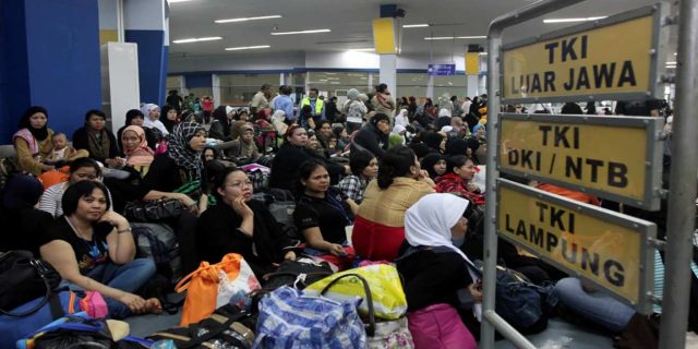 Diplomat Tanpa Dasi dan Jas (1)