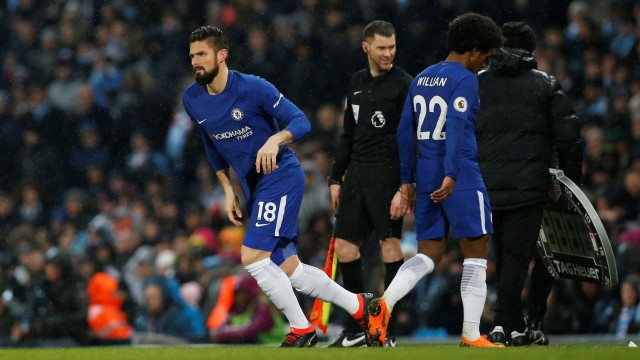 Giroud dan Willian, gagal bersinar. (Foto: Reuters/Andrew Yates)