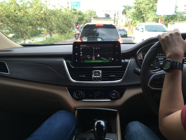 Baris Pertama Wuling Cortez (Foto: Alfons Hartanto)