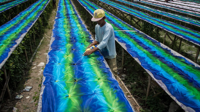 Industri kecil menengah Foto: ANTARA FOTO/Mohammad Ayudha